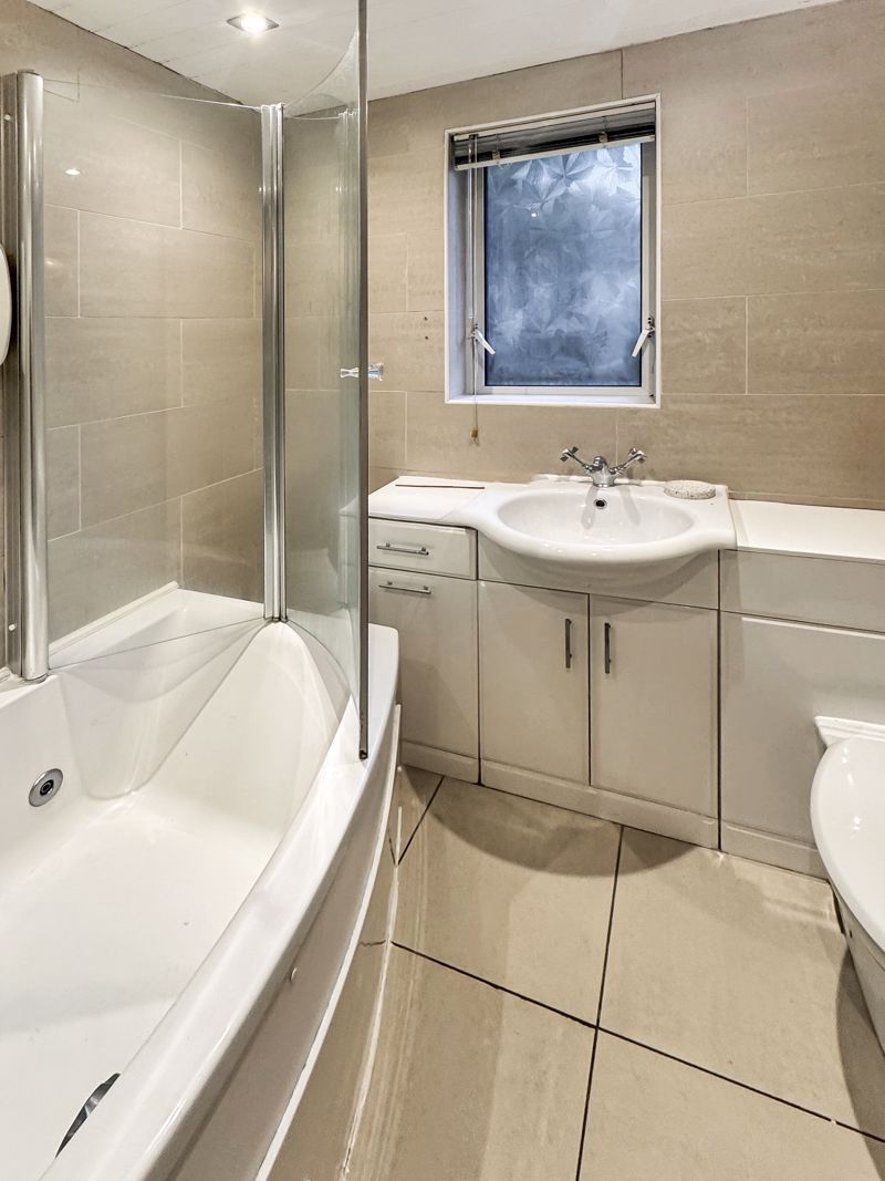 Craigbanzo Street Faifley